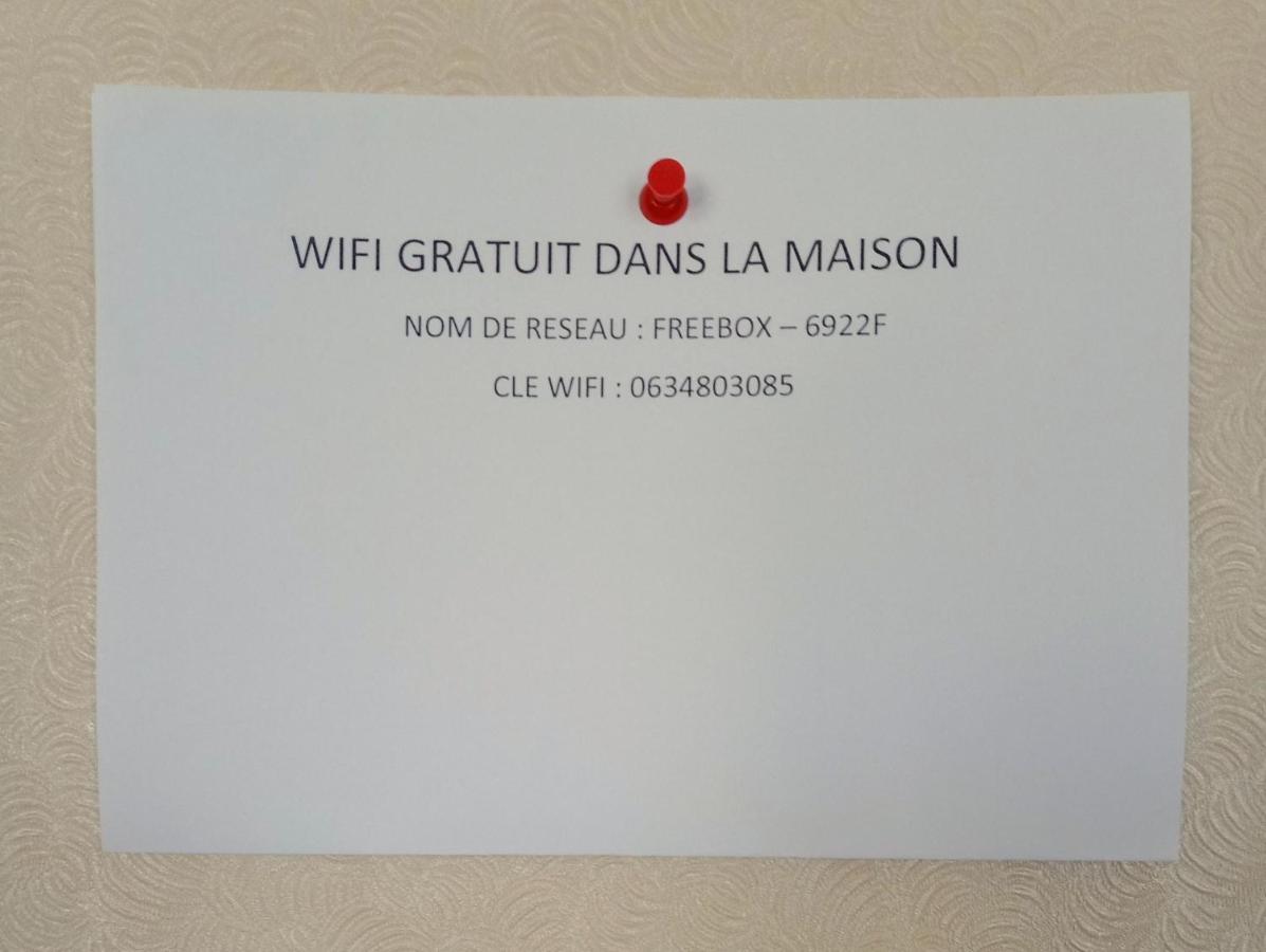 Maison Entiere Avec Parking, Garage Et Jardin Montluçon Exteriér fotografie